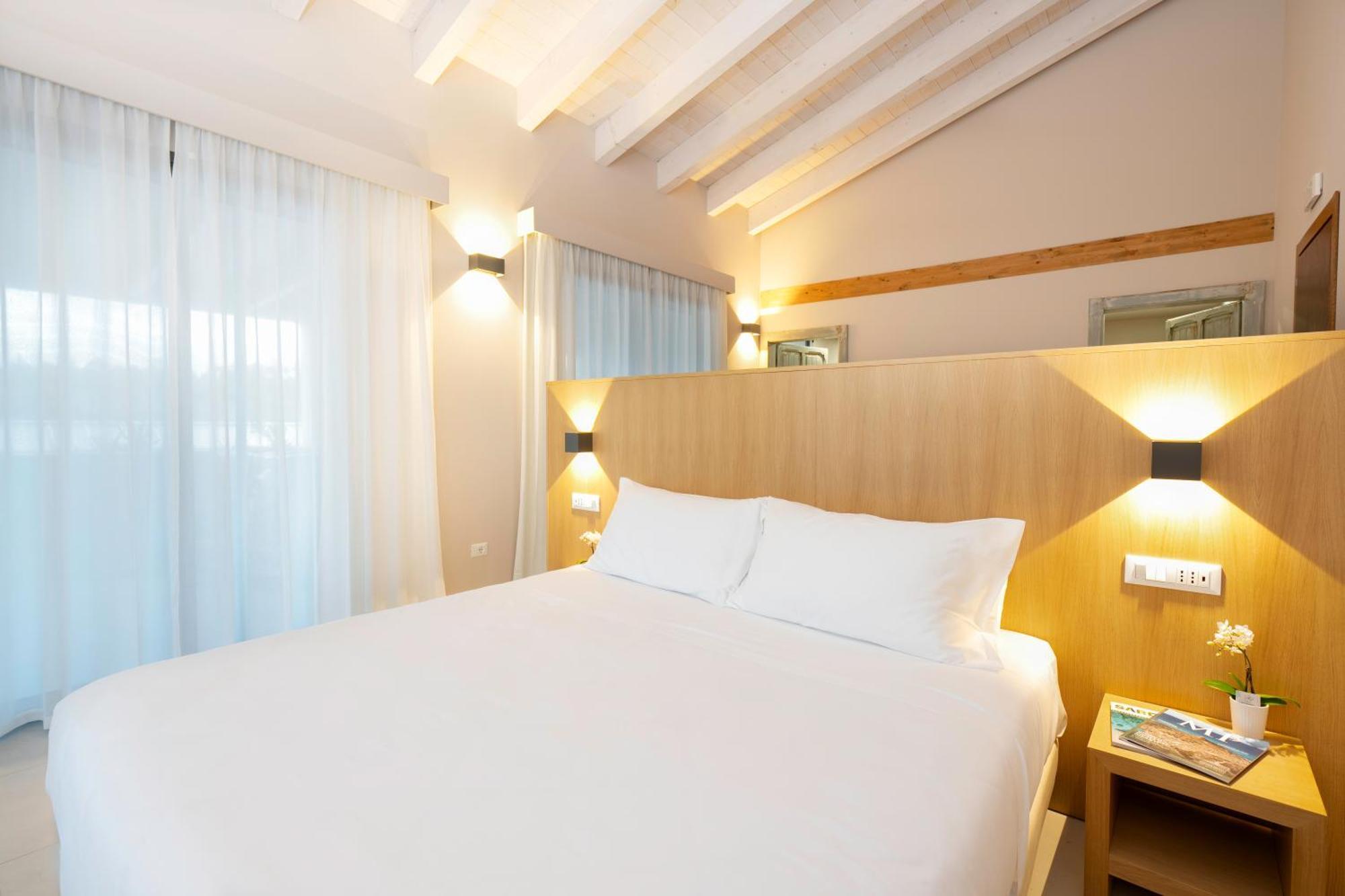 Ros'E Mari Green Home Hotel Oristano Zewnętrze zdjęcie